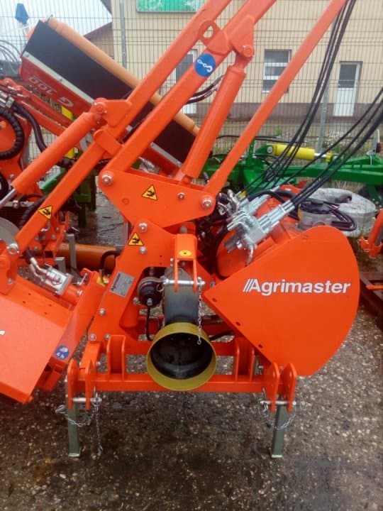 Tocator cu brat hidraulic model GREEN SHARK 450-100 - AGRIMASTER