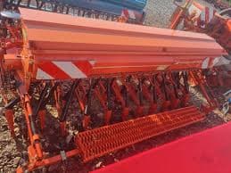 Semanatoare paioase 3m Kuhn